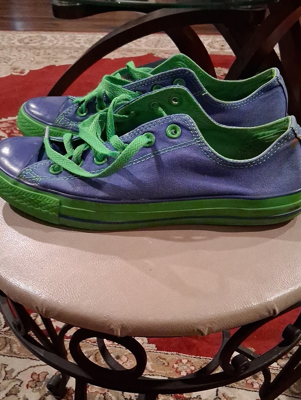 Converse Shoes - Picture 2 of 6